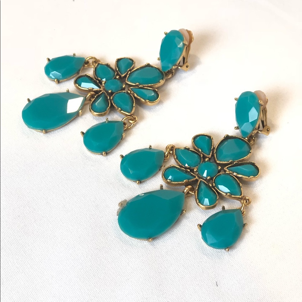 Oscar de la Renta Gold Torquoise Resin Earrings - Picture 8 of 8